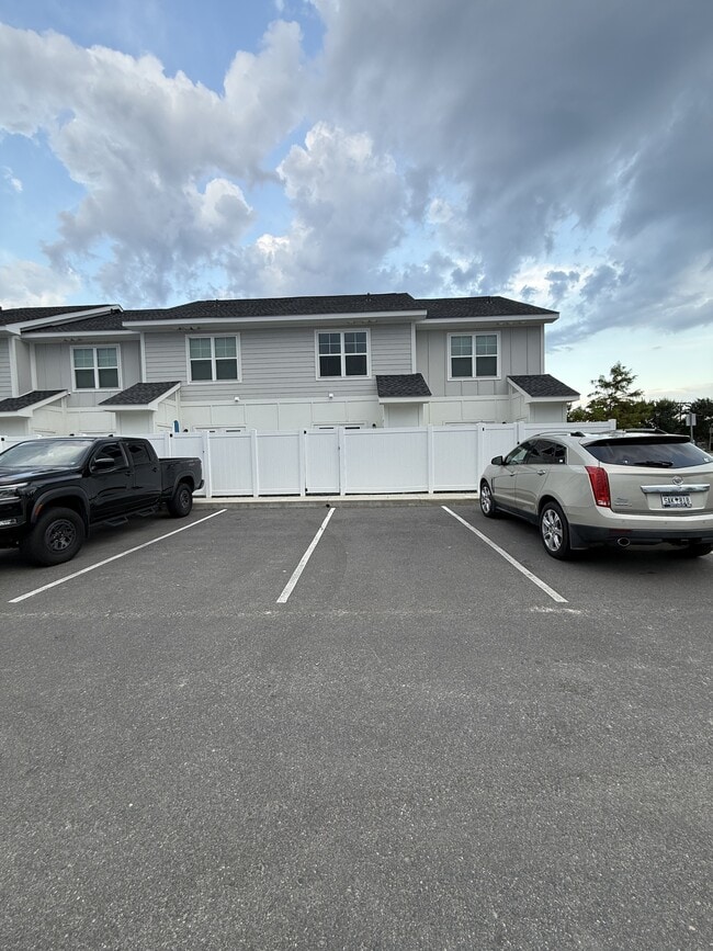 Building Photo - 861 Maxine Ct