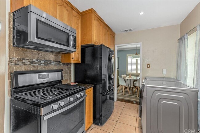 Building Photo - 12020 Springview Dr