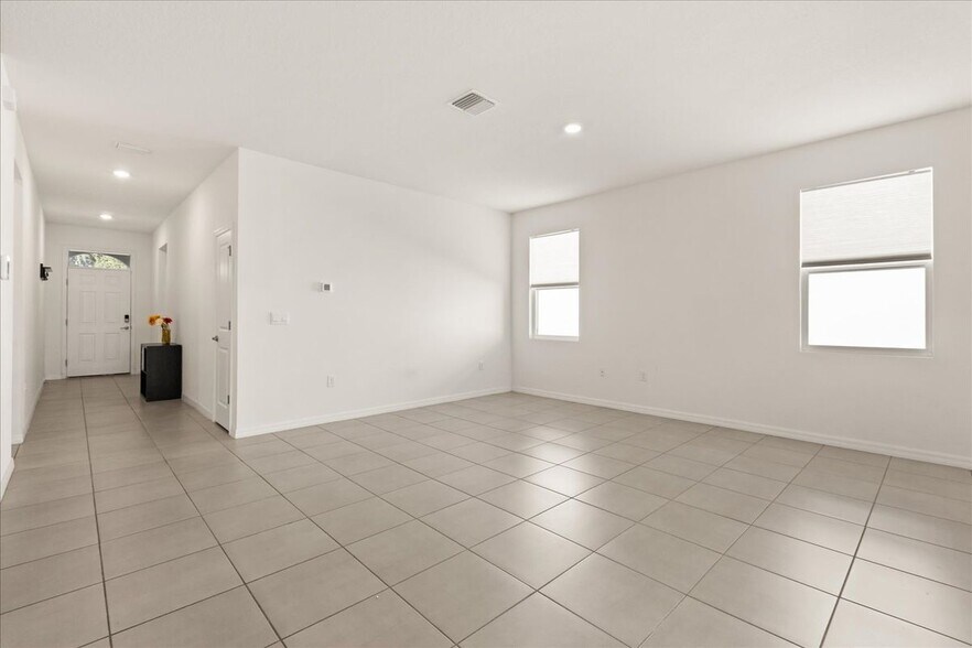 Building Photo - 8104 Penrose Pl