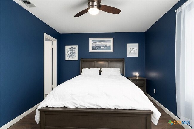 Building Photo - 1906 Nimitz Dr