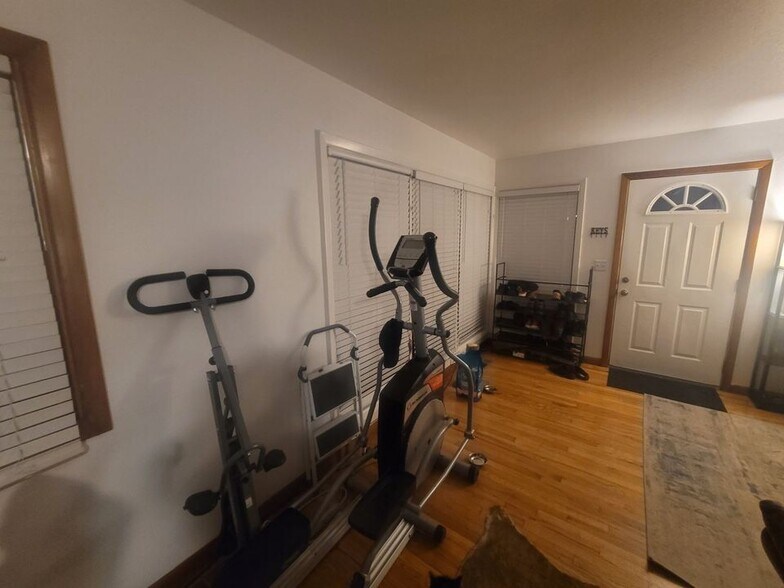 Living Room - 2704 SW 123rd Ave
