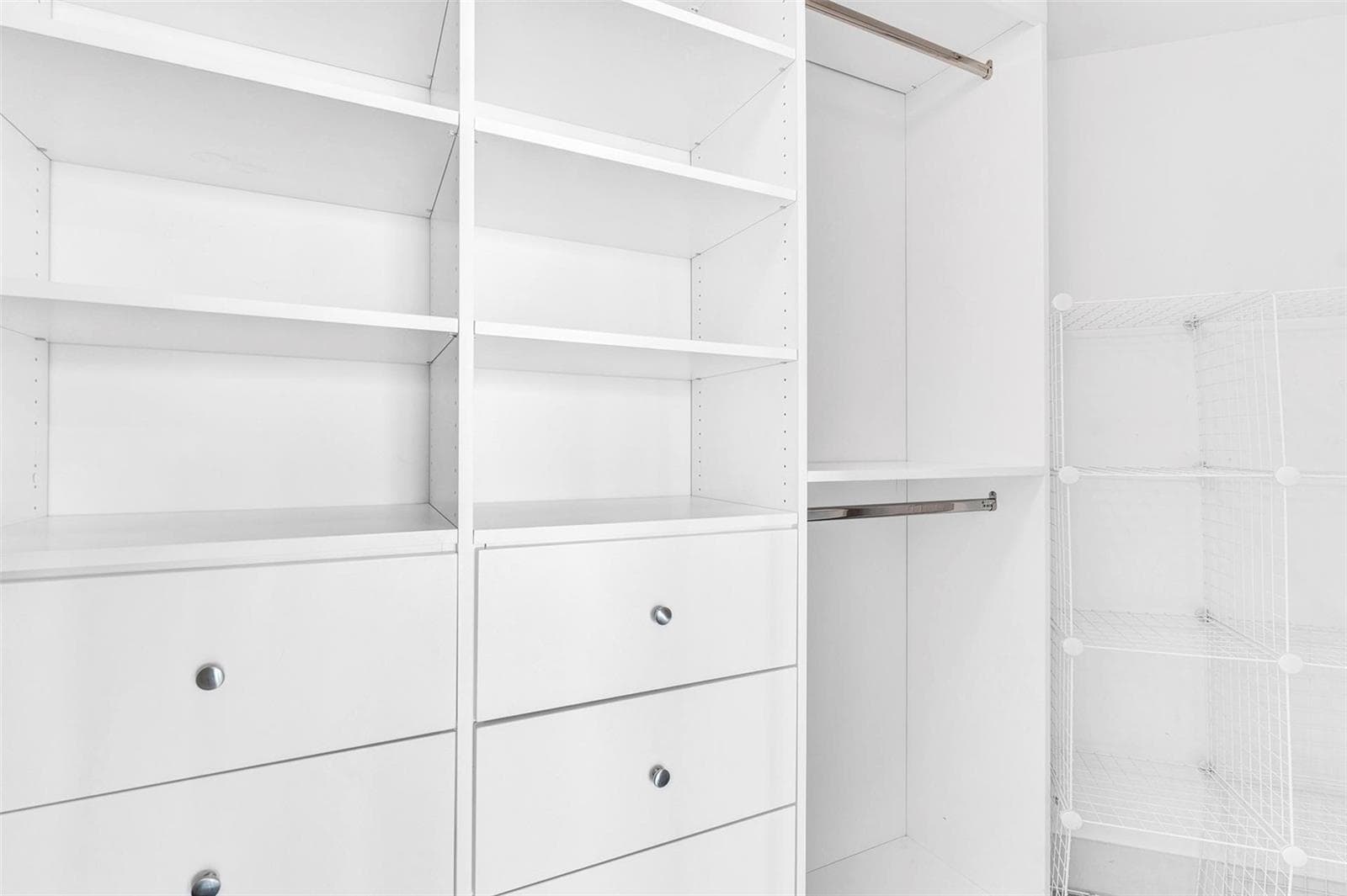 Building Photo - 60 SW 13th St