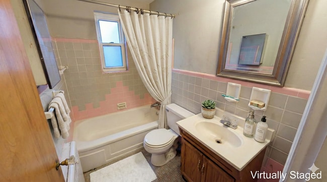 Building Photo - 5855 Monfort Hills Ave