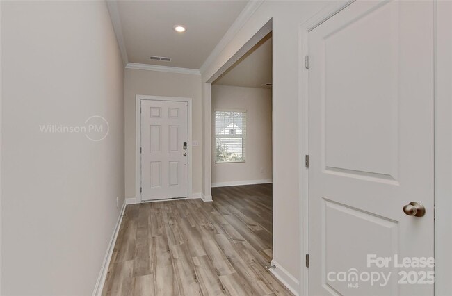 Building Photo - 4104 Armstrong Farm Dr