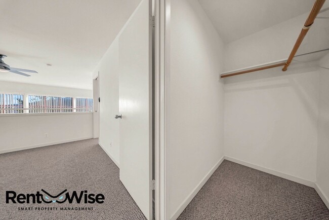 Building Photo - 68 McCoppin St