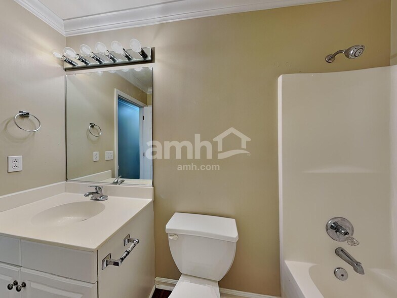 Building Photo - 3902 Hunt Chase Ct