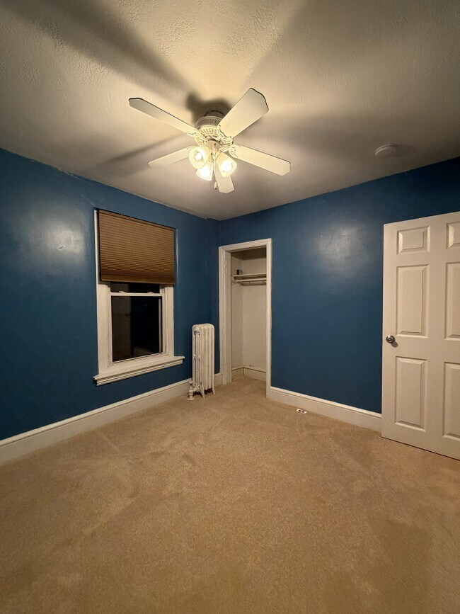 Building Photo - 308 Green St