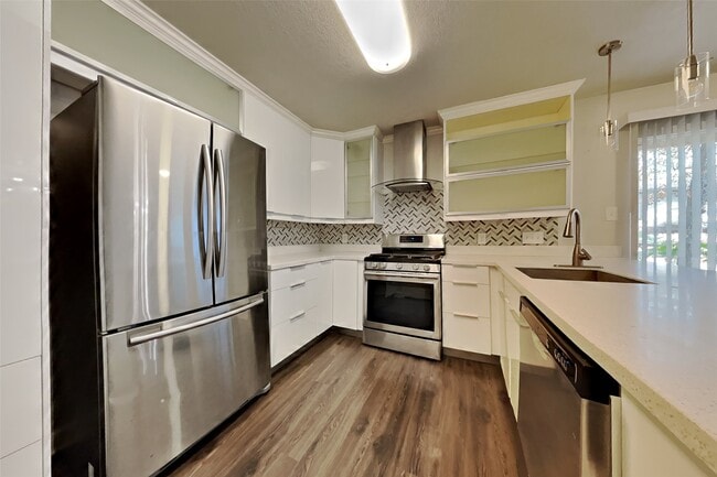 Building Photo - 40 Rockfern Rd