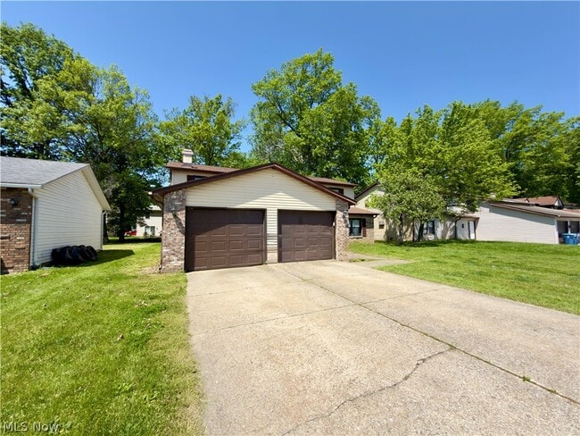 Building Photo - 2814 Forest Ln