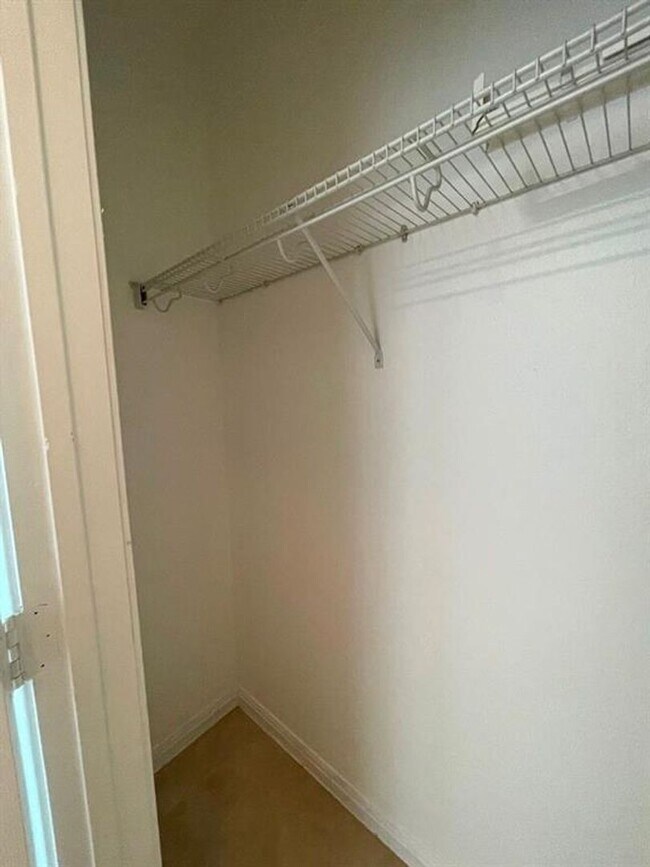 Building Photo - Nice home available in Brookside Subdivision!