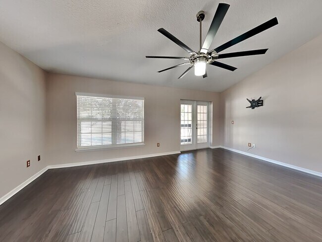 Building Photo - 524 Quail View Ct