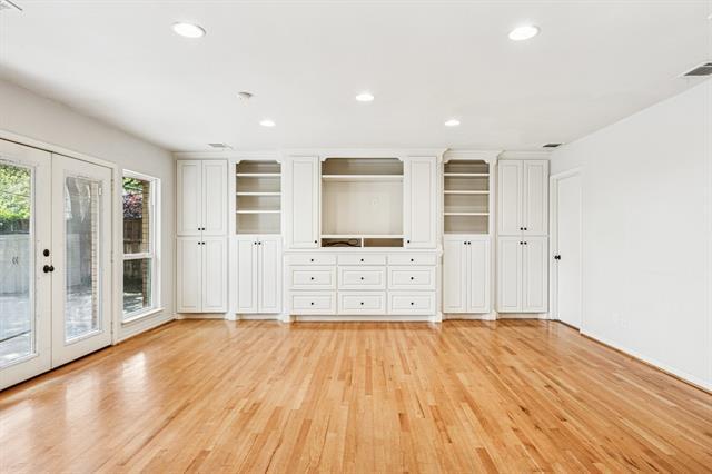 Building Photo - 5834 Melshire Dr