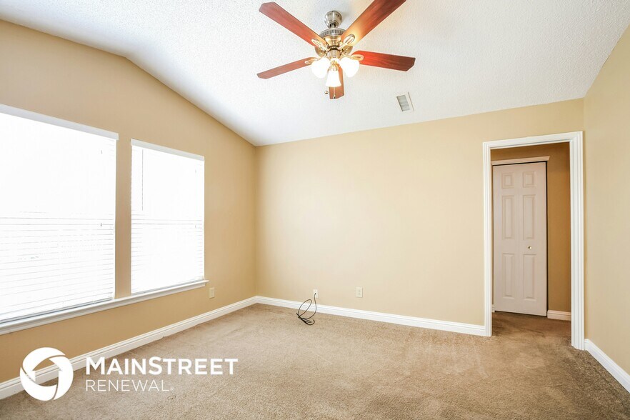 Building Photo - 13137 N Etna Green Dr