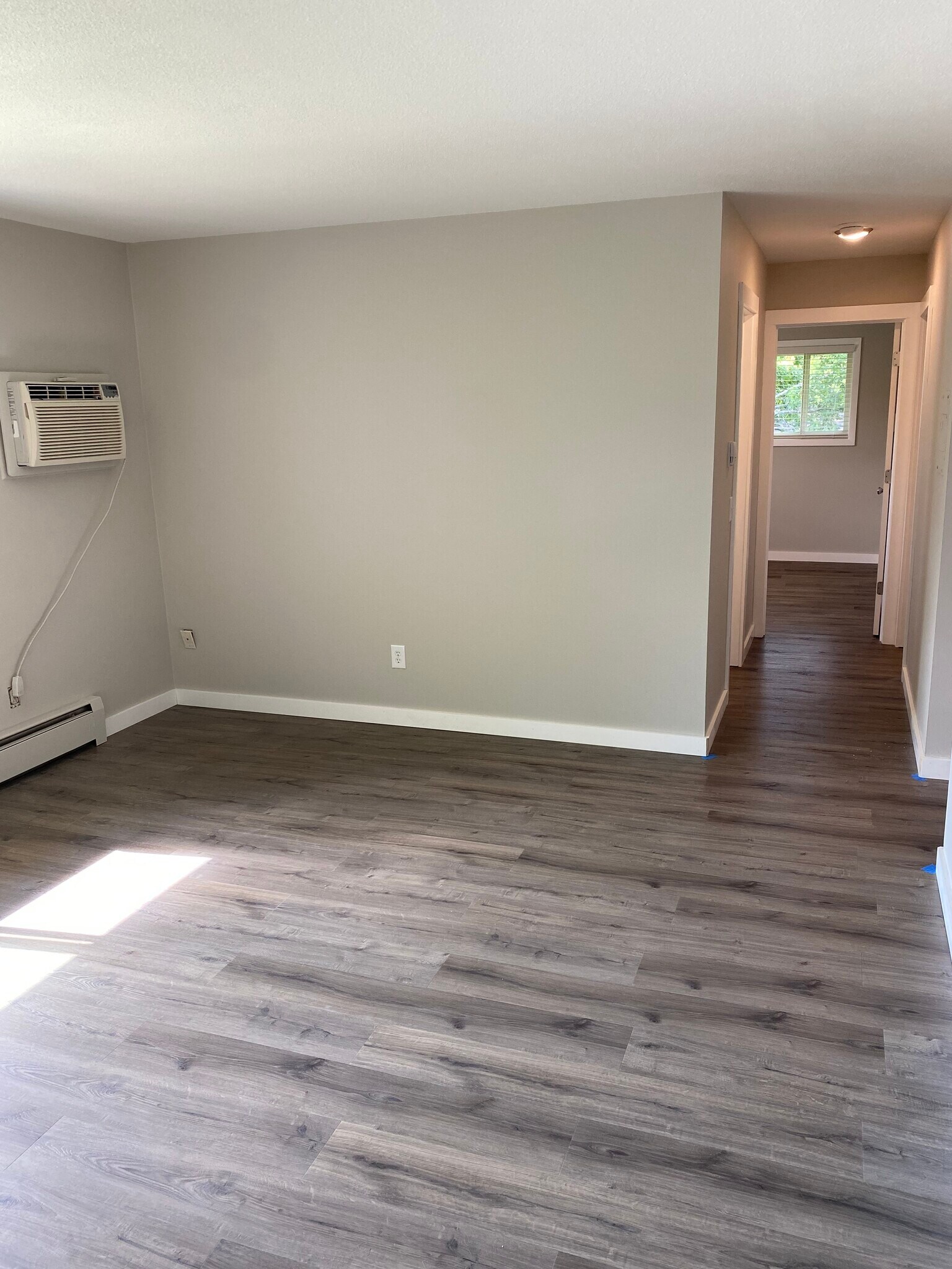 Living Room + Hall - 609 Market St S