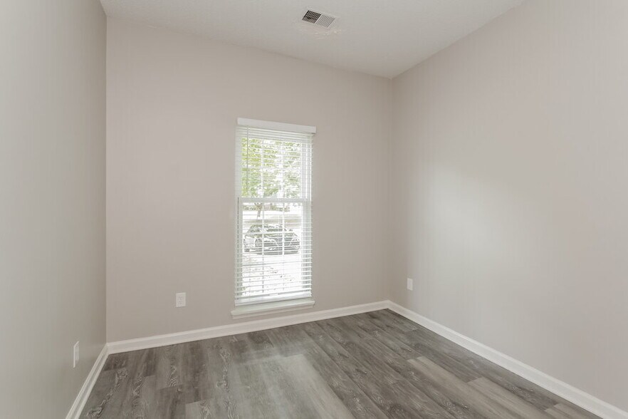 Building Photo - 11017 Shipwright Ln