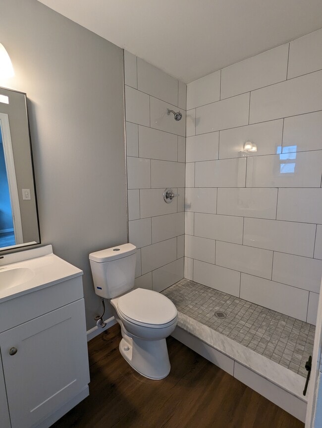 Building Photo - 2701 Wendover Ter
