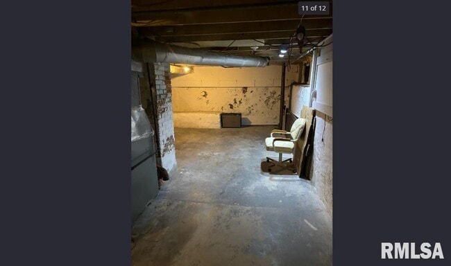 Building Photo - 826 24th St