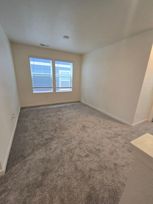 Building Photo - 7020 Kali Ct