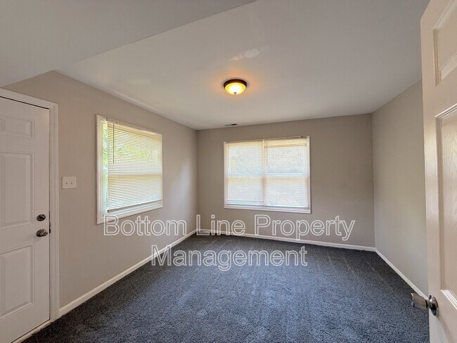 Building Photo - 7727 Ritter Dr
