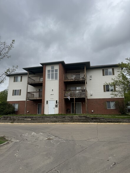 Primary Photo - 137 S Scott Blvd