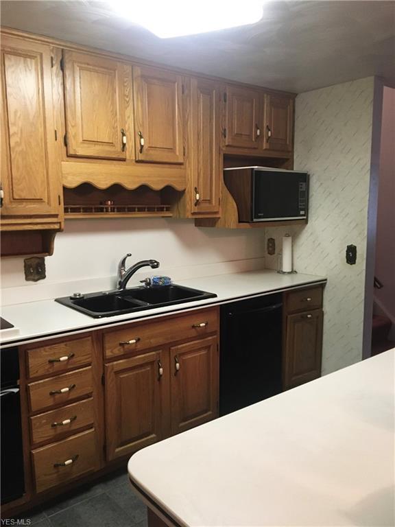 Building Photo - 3753 Whitegate Dr