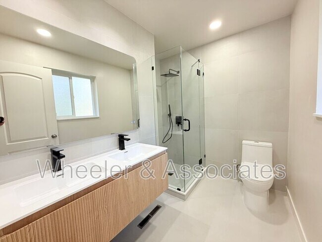 Building Photo - 4131 S Fortuna Way