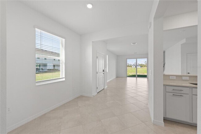 Building Photo - 14975 White Pearl Rd