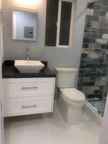 Building Photo - 214 42nd St