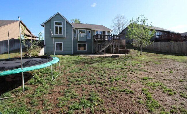 Building Photo - 1119 E Rushwood Dr