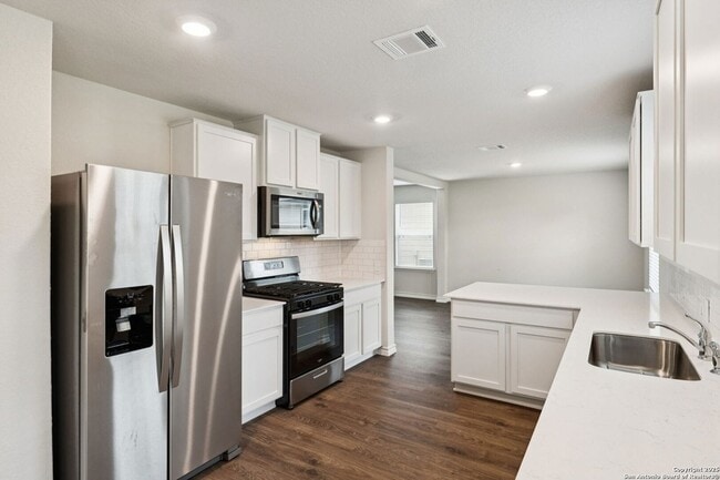 Building Photo - 22811 Tee Shot