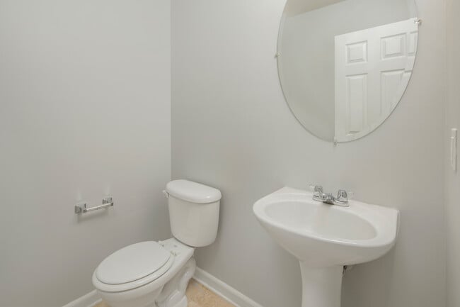 Building Photo - 137 David Barnes Dr