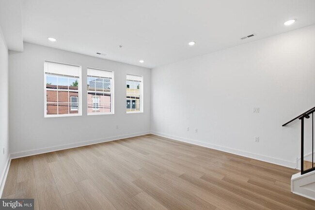 Building Photo - 2503 N 12th St