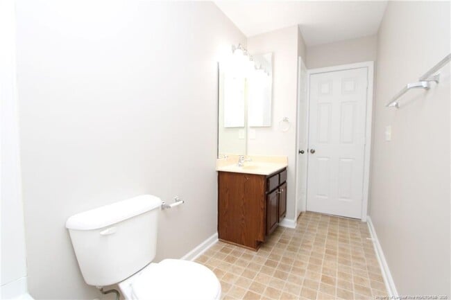 Building Photo - 602 Prairie Meadows Court