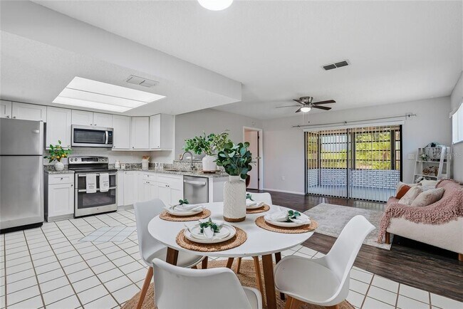 Building Photo - 3276 Morven Dr