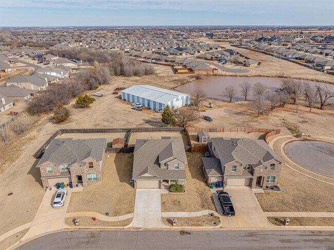 Building Photo - 11133 NW 95th Ct