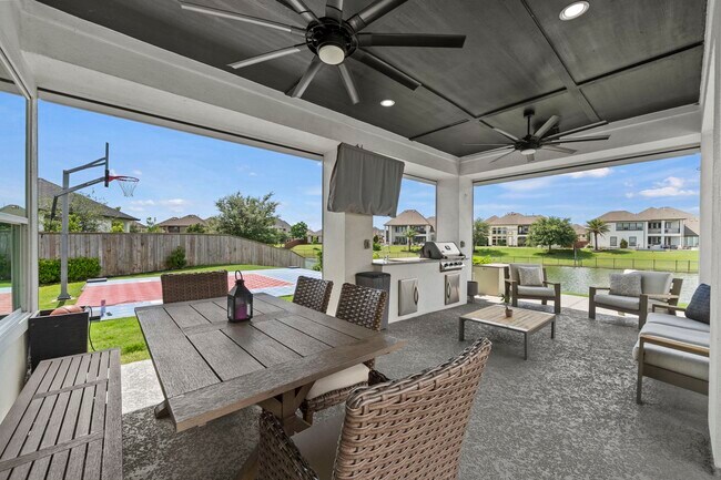 Building Photo - 27506 Gardenview Point Ct