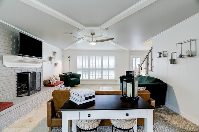 Building Photo - 12523 Briar Forest Dr