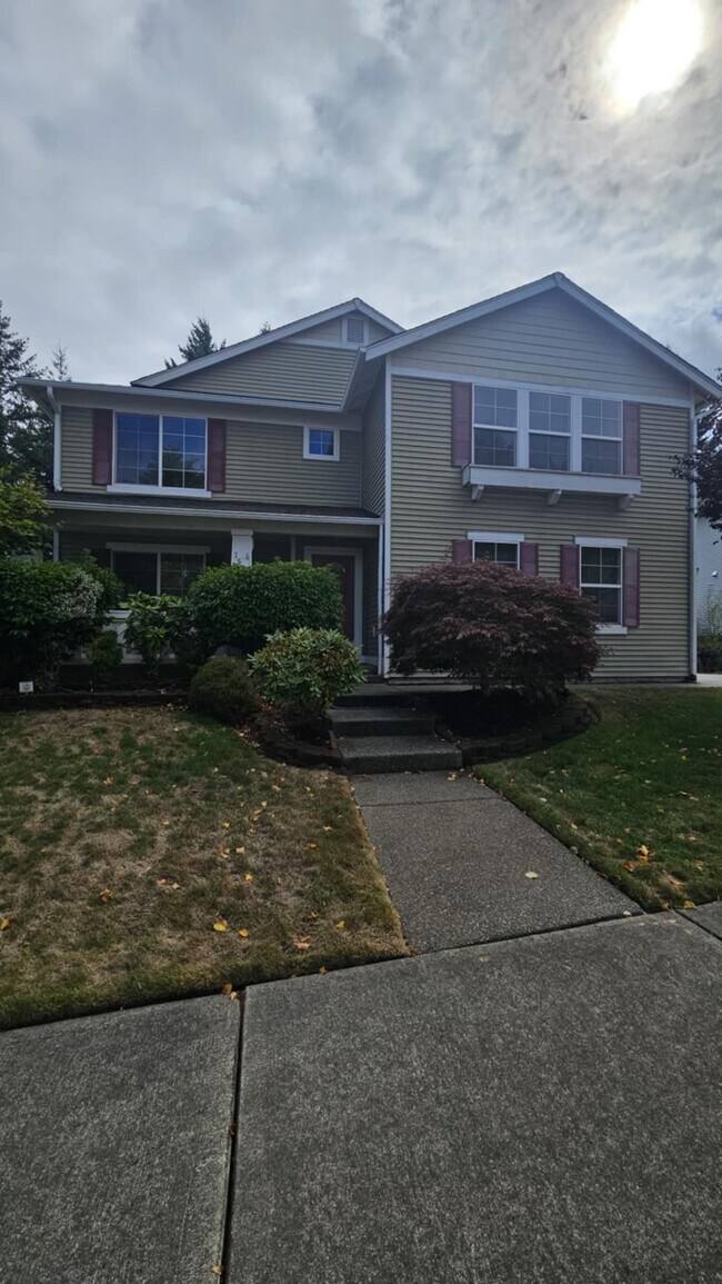 Primary Photo - 1562 Packwood Ave