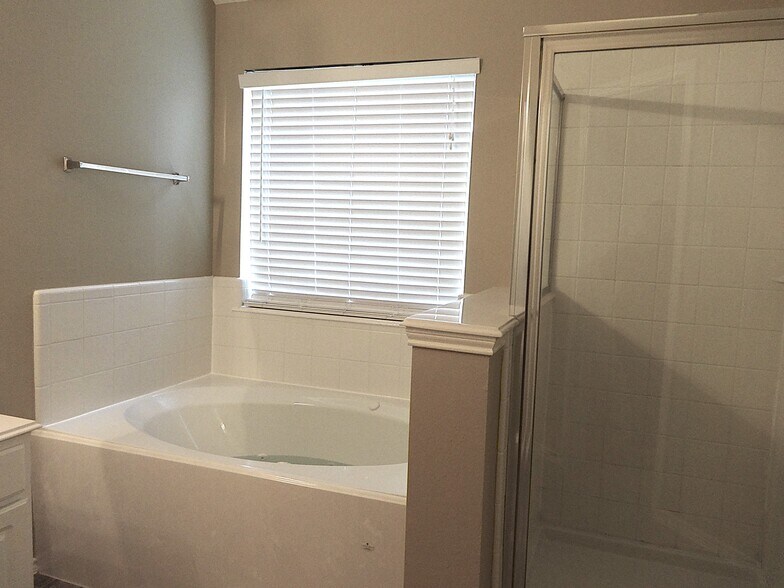 Building Photo - 3507 Cactus Creek Dr