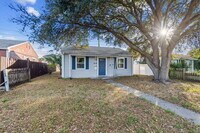 Building Photo - 5408 5th Ave N