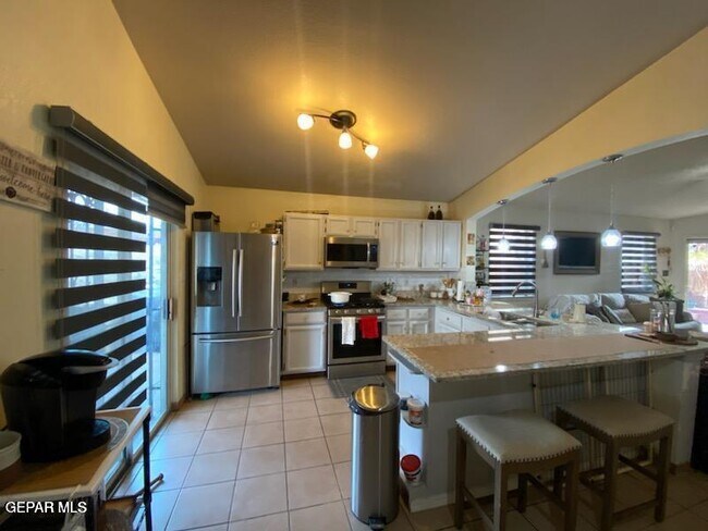 Building Photo - 10473 Valle del Mar Dr