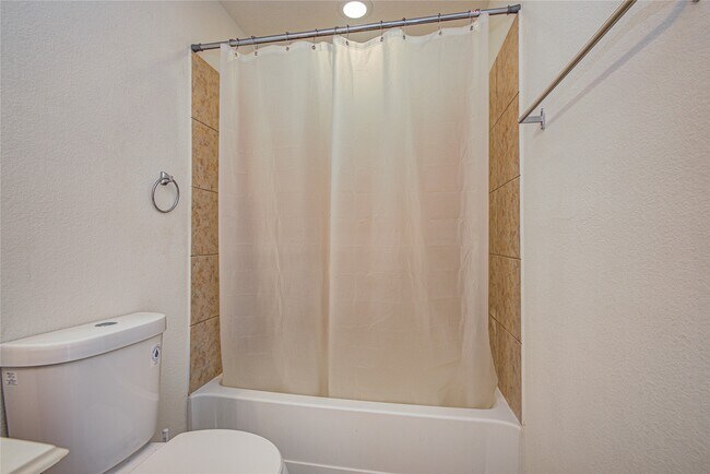 Building Photo - 4814 Mint Trails