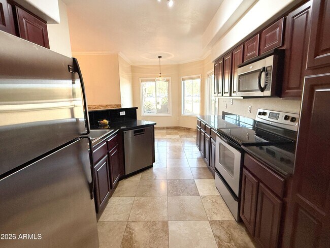 Building Photo - 5335 E Shea Blvd