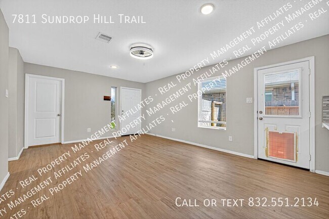 Building Photo - 7811 Sundrop Hl Trl