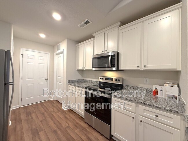 Building Photo - 3654 Fallen Tree Dr