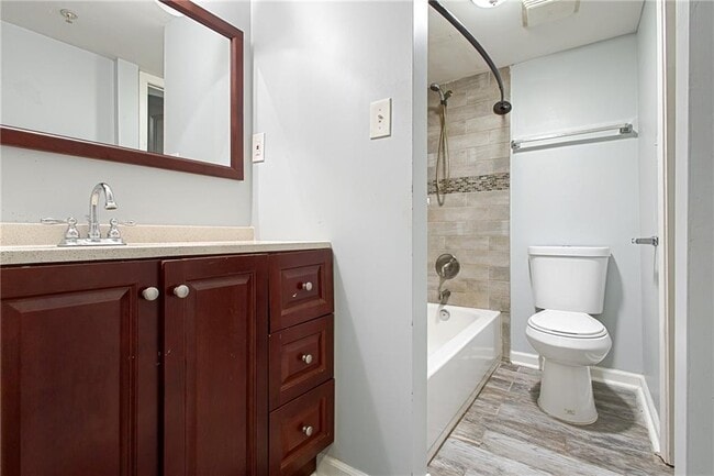 Building Photo - 389 Riverbrook Trail