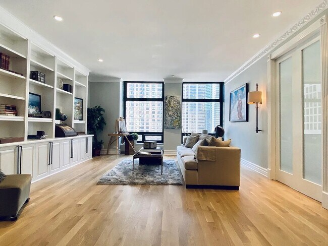 Building Photo - 680 N Lake Shore Dr