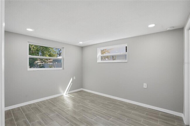 Building Photo - 5543 Quist Dr