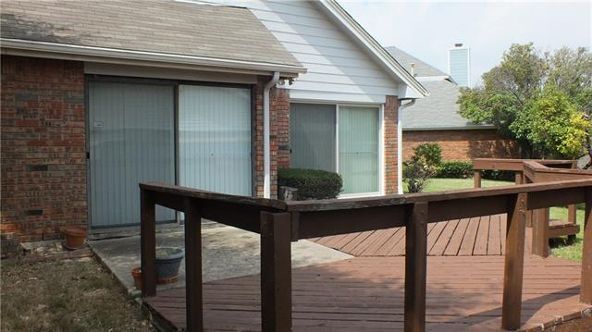 Building Photo - 2401 Brooke Ct