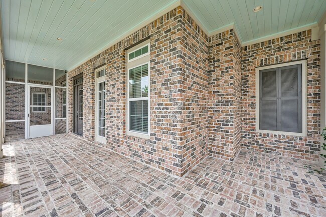 Building Photo - 2331 Bottlebrush Ln